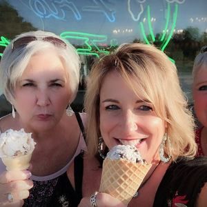 Meet your Posher, Debra